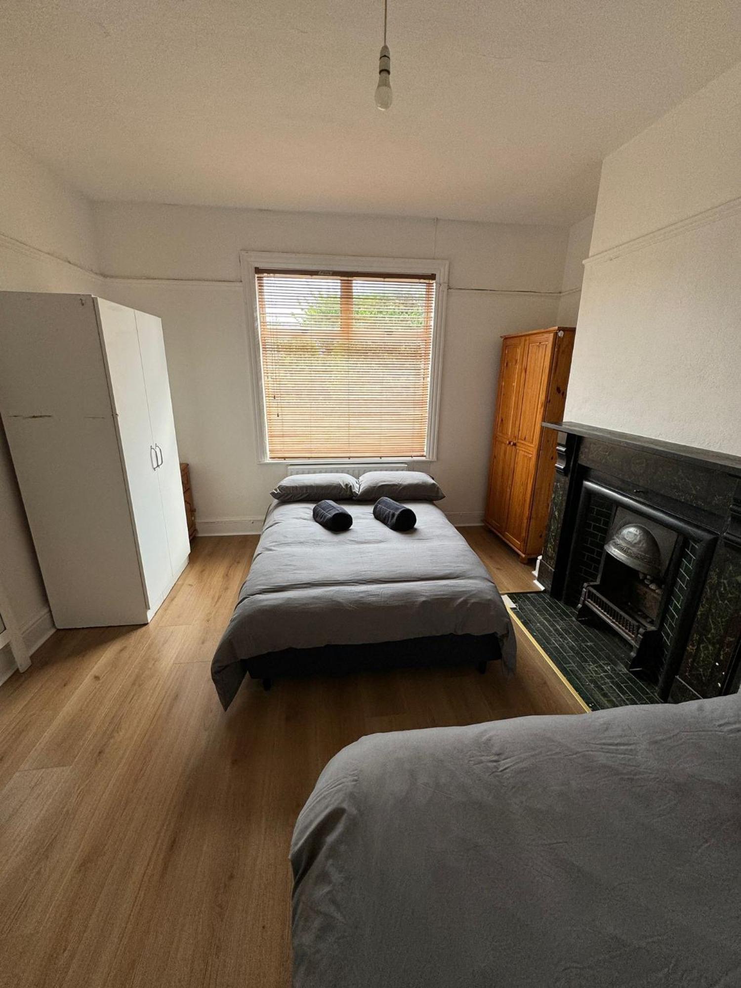 Very Nice Triple Room At 2 Iveragh Rd-5 Dublino Esterno foto